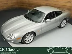 Gris Utilisé 2000 Jaguar XK8 Coupé | 24 950 €