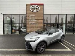 Utilisé 2025 Toyota C-HR SUV | 40 480 €