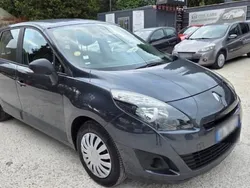 Gris Utilisé 2009 Renault Grand Scénic III Authentique Monospace | 6 490 € (Prix juste)