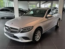 Gris Utilisé 2019 Mercedes C180 Avantgarde Berline | 25 950 € (Bon prix)