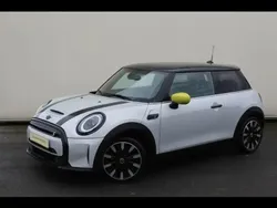 Blanc Utilisé 2022 Mini Cooper SE Premium Citadine | 21 950 € (Prix assez cher)