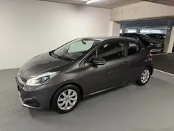 Utilisé 2018 Peugeot 208 Active Citadine | 7 990 € (Bon prix)