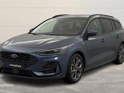 Rouge Utilisé 2023 Ford Focus ST-Line Break | 23 599 € (Prix juste)