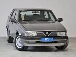 Gris Utilisé 1988 Alfa Romeo 75 Berline | 14 990 €