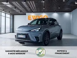 Gris Nouvelle 2024 Lexus LBX Business Edition SUV | 33 990 €