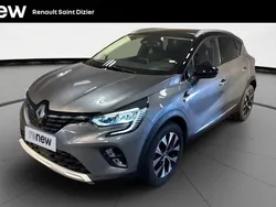 Gris Utilisé 2024 Renault Captur Techno SUV | 18 934 € (Bon prix)