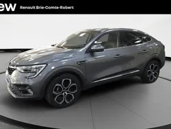 Gris Utilisé 2022 Renault Arkana Techno SUV | 20 390 € (Prix juste)
