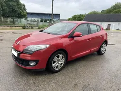Rouge Utilisé 2013 Renault Mégane III Life Berline | 4 490 € (Prix juste)