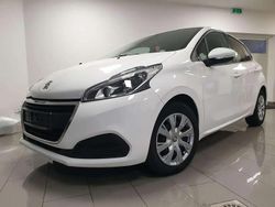 Blanc Utilisé 2019 Peugeot 208 Citadine | 10 490 € (Prix juste)