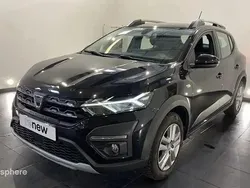 Noir Utilisé 2022 Dacia Sandero Comfort Citadine | 13 999 € (Prix juste)