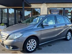 Gris Utilisé 2014 Mercedes B180 Edition Monospace | 9 990 € (Prix juste)
