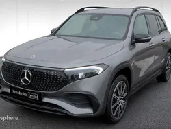 Gris Nouvelle 2024 Mercedes EQB250+ AMG line SUV | 43 490 € (Bon prix)