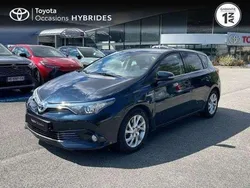 Utilisé 2016 Toyota Auris Hybrid Berline | 12 990 € (Bon prix)