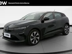 Noir Utilisé 2023 Renault Mégane Evolution Berline | 24 990 € (Prix juste)