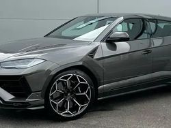 Gris Utilisé 2023 Lamborghini Urus SUV | 389 000 €