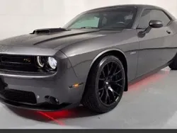 Utilisé 2017 Dodge Challenger Coupé | 38 115 € (Prix juste)
