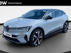 Gris Utilisé 2023 Renault Mégane Techno Berline | 24 980 € (Bon prix)