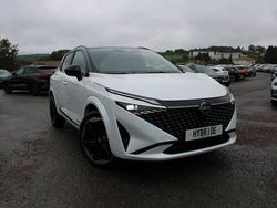 Blanc Nouvelle 2025 Nissan Qashqai SUV | 36 500 €