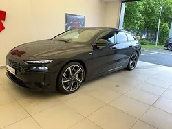 Noir mythic métallisé Utilisé 2025 Audi A6 e-tron S-Line Break | 90 300 € (Prix juste)