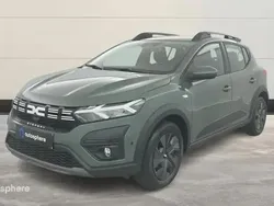 Gris Utilisé 2024 Dacia Sandero Expression Citadine | 19 499 € (Prix assez cher)