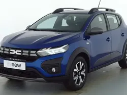 Bleu Utilisé 2024 Dacia Sandero Expression Citadine | 15 590 € (Prix juste)