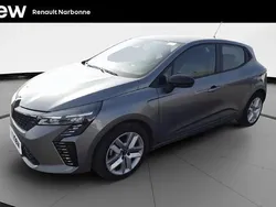 Gris Utilisé 2024 Renault Clio V Evolution Citadine | 16 290 € (Prix juste)