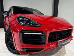 Rouge Utilisé 2020 Porsche Cayenne Turbo SUV | 82 900 €