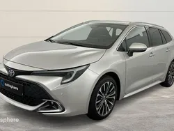 Blanc Nouvelle 2024 Toyota Corolla Design Break | 29 499 € (Bon prix)