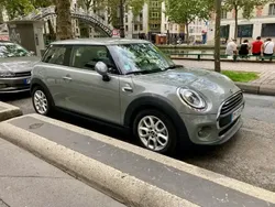 Utilisé 2020 Mini ONE Hatch Citadine | 13 500 € (Prix juste)