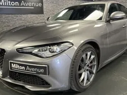 Utilisé 2021 Alfa Romeo Giulia Super Berline | 23 990 € (Prix cher)