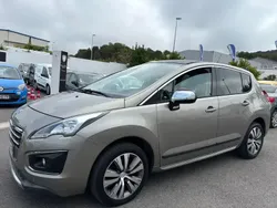 Utilisé 2015 Peugeot 3008 Allure SUV | 10 990 € (Prix juste)
