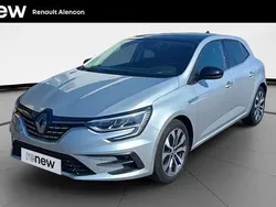 Gris Utilisé 2024 Renault Mégane IV Techno Berline | 23 491 € (Prix juste)