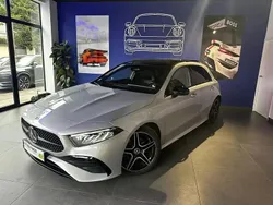 Gris Utilisé 2023 Mercedes A200 AMG line Berline | 31 880 € (Prix juste)