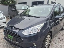 Gris Utilisé 2013 Ford B-MAX Trend Monospace | 6 990 €