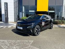 Noir Utilisé 2024 Renault Mégane Techno Berline | 29 900 € (Prix juste)