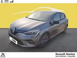 Gris Utilisé 2023 Renault Clio V Evolution Berline | 15 990 € (Prix juste)