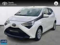 Blanc pur Utilisé 2022 Toyota Aygo X-play Citadine | 12 990 € (Prix assez cher)
