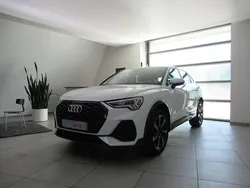 Blanc Utilisé 2021 Audi Q3 S-Line SUV | 36 999 € (Prix cher)