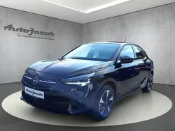 Noir Utilisé 2022 Opel Corsa-e Elegance Citadine | 17 450 € (Prix juste)