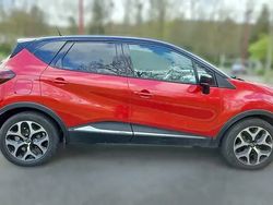 Rouge Utilisé 2016 Renault Captur SUV | 11 790 € (Prix juste)