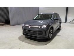 Gris Nouvelle 2025 VW Tiguan Life SUV | 38 590 € (Prix juste)