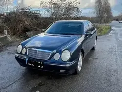 Utilisé 2001 Mercedes E200 Classic Berline | 1 200 €