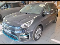 Bleu Utilisé 2021 Kia e-Niro 2 SUV | 17 499 € (Super prix)