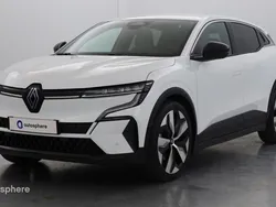 Blanc Utilisé 2023 Renault Mégane Techno SUV | 23 499 € (Bon prix)