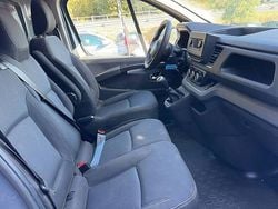 Gris Utilisé 2022 Nissan Primastar Acenta Monospace | 20 490 € (Prix juste)