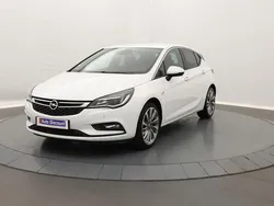 Blanc Utilisé 2017 Opel Astra Innovation Berline | 11 990 € (Prix juste)