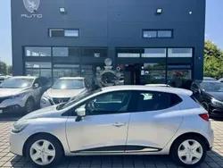 Gris Utilisé 2015 Renault Clio IV Zen Berline | 6 990 € (Bon prix)