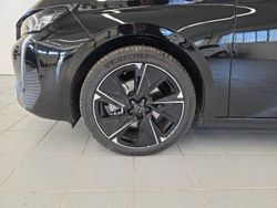 Noir Utilisé 2024 Peugeot e-308 Allure Citadine | 35 900 €