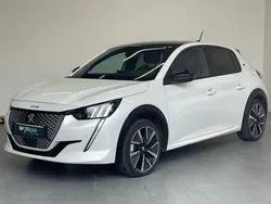 Blanc Utilisé 2021 Peugeot e-208 GT Citadine | 16 190 € (Prix juste)