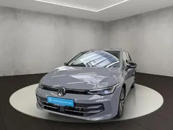 Gris Utilisé 2024 VW Golf VIII Goal Berline | 30 900 € (Prix juste)